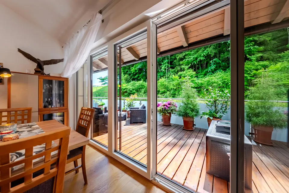 Four-room Attic Apartment "High Spirits"