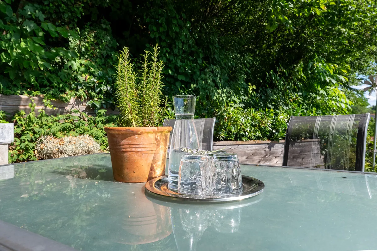 "ROCOCO GARDEN": Historic Roof Garden Apartment in the Former Bath House, image 27