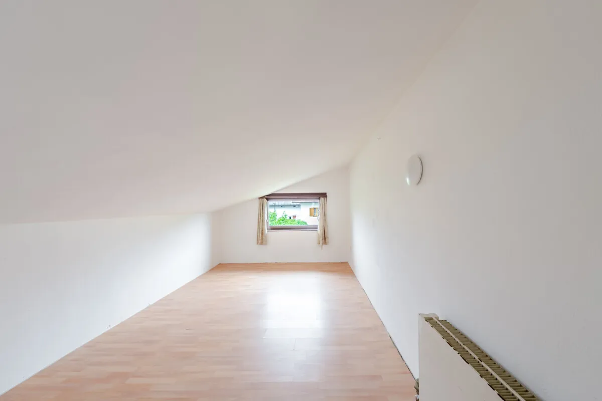 „Herbstapfel“ - XL-Einfamilienhaus mit genehmigter Erweiterung, Bild 9