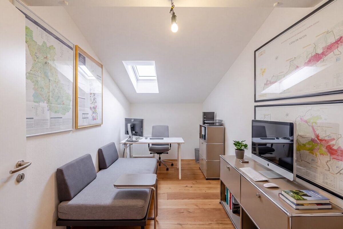 8e4d8085-ab52-4bf3-974c-7a3fe3e42efc.jpg Dachgeschosswohnung „Gartenliebe” mit Eigengarten und Doppelgarage
