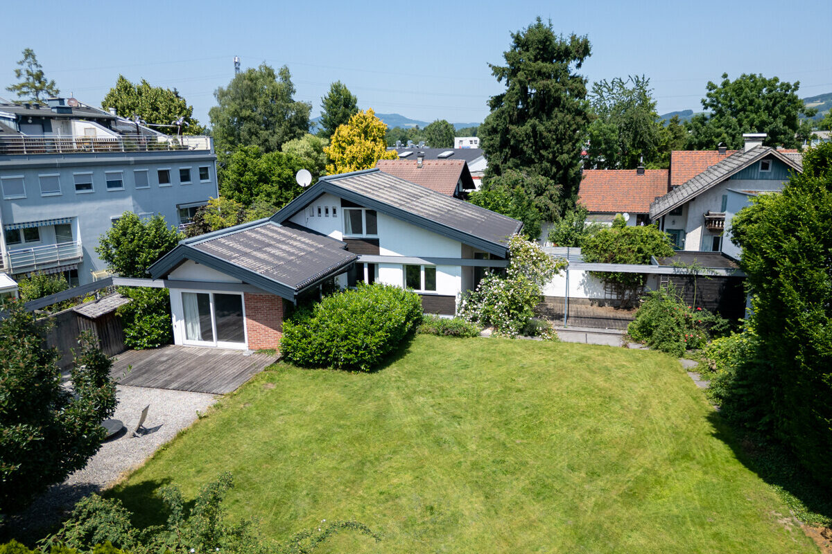 9fc6f90d-24d0-4409-b941-194c226af362.jpg Einfamilienhaus “Sonnengarten”